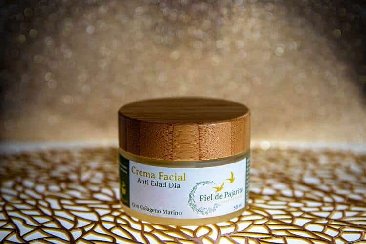 crema facial antiedad natural rica en aceites vegetales